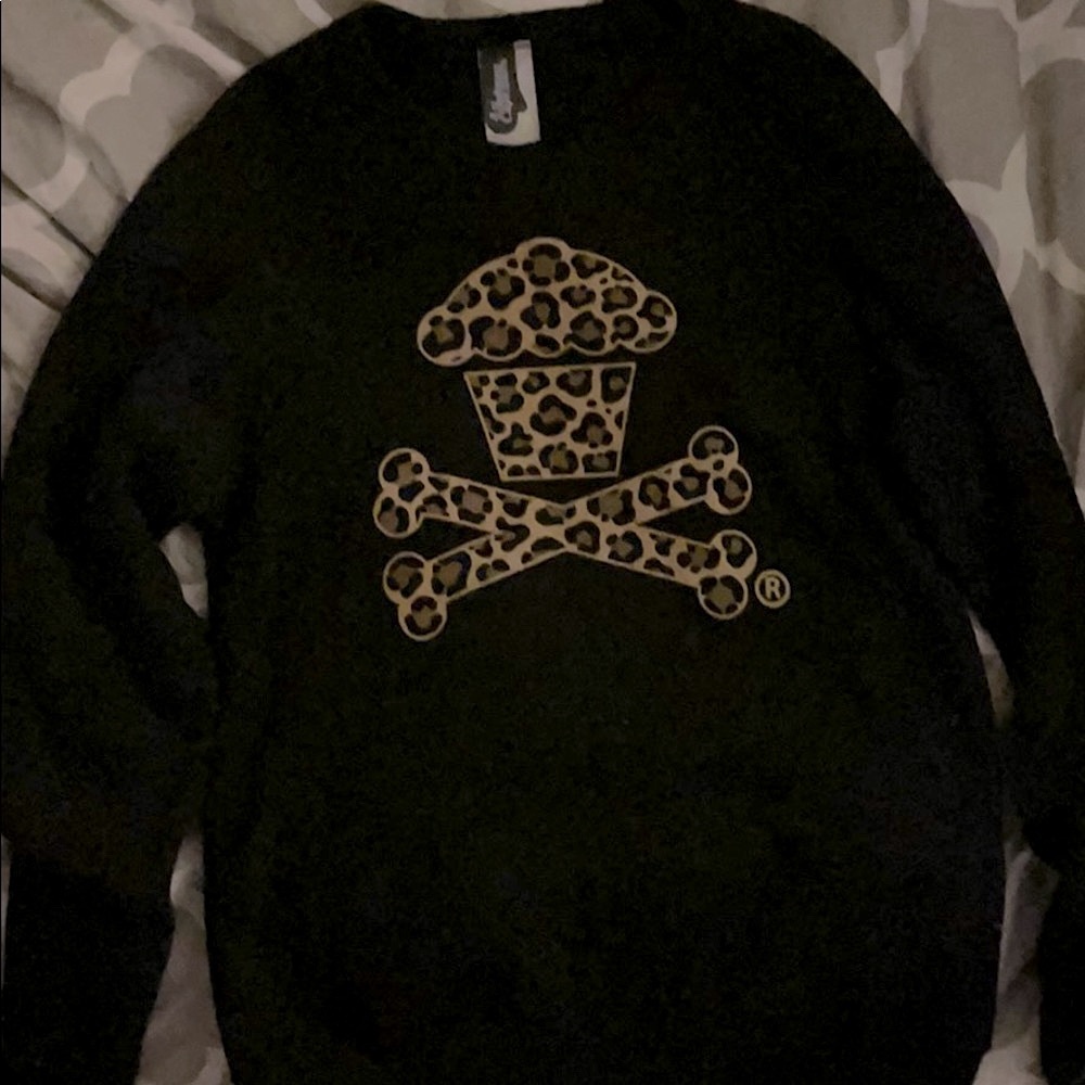 Leopard Johnny Cupcakes Pullover